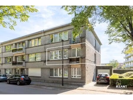 appartement te koop in mortsel met 2 slaapkamers