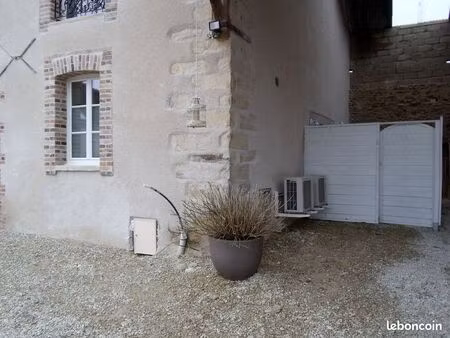 bel appartement de 2 pieces  à nailly  parking sécurisé  5 km de sens 