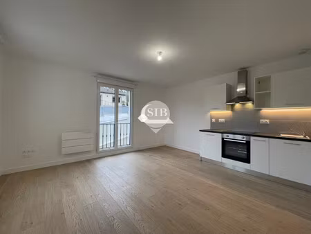 location appartement 1 pièce 25m² linas 91310