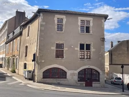 appartement t3 plein centre ville