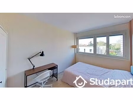 chambre 1 pièce 33 m²