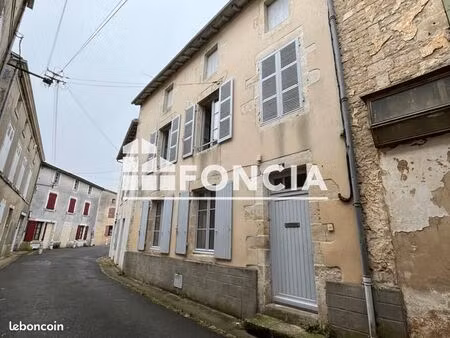 maison 3 pièces 121 m²