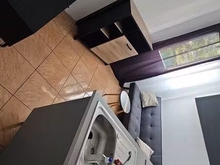 1 pièce meublée 15m2 trois mares