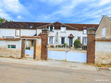beau logement lumineux