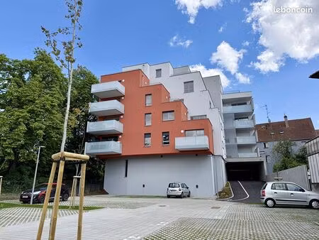 appartement 3 pièces 66 m²