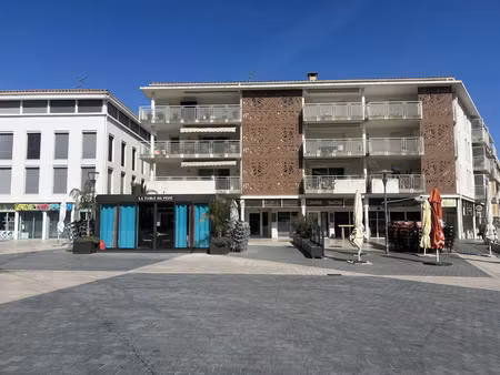 vente local commercial 32m2 la valette-du-var 83160 - 203300 € - surface privée