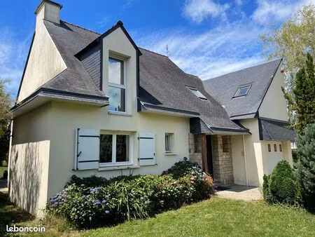 maison 5 pièces  grand jardin 10 mn vannes