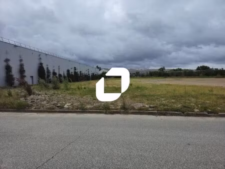 location terrain la courneuve 93120 10200m²