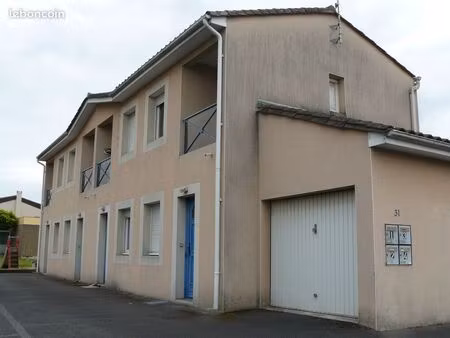 location t2 duplex de 38 m2 à la couronne