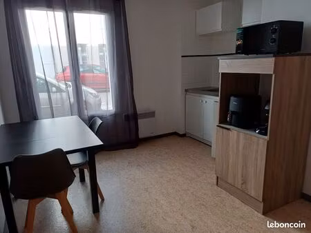 studio meublé centre ville 470 euros