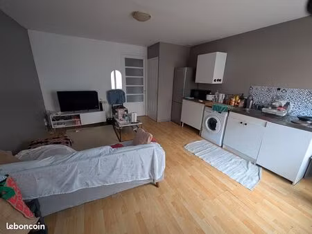 t2 de 30m2 meublé rue du long pot lille fives