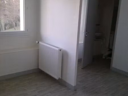 studio n°6 proche facs medecine  ilfomer  ifsi