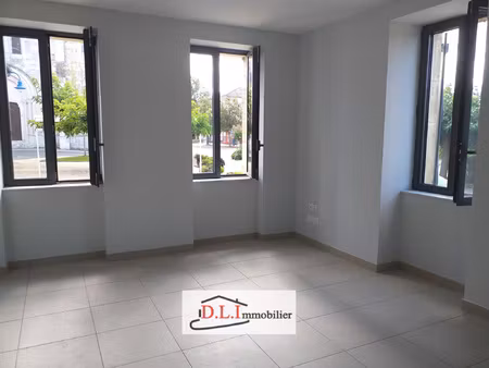 location appartement 1 pièce 24m² montesquieu 82200