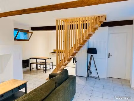 appartement meublé t3 avec cour