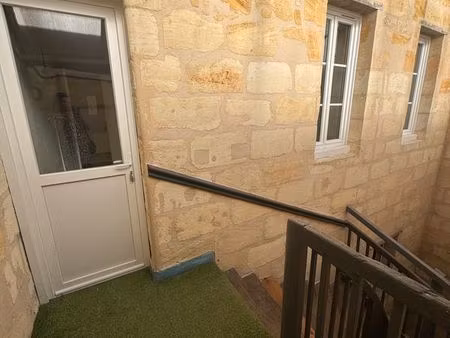 appartement t2 rue des terres de bordes  au calme sur cour