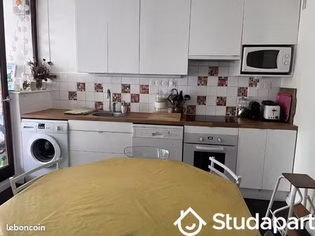 chambre 1 pièce 11 m²