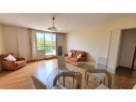location appartement 3 pièces 62m²