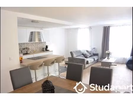 chambre 1 pièce 11 m²