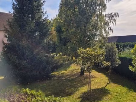 appart f3 avec balcon résidence calme à pontault combault