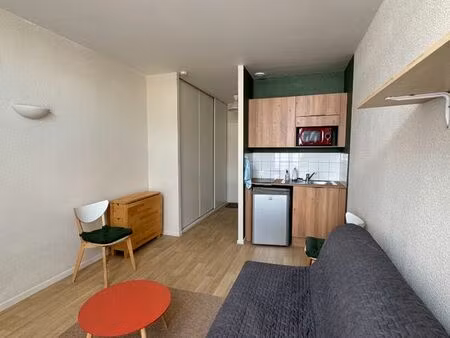 studio 1 pièce 19 m²