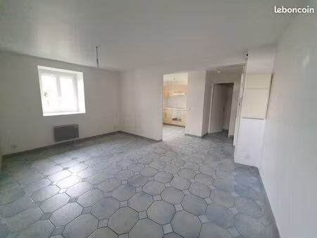 beau 3pièces en duplex à la villeneuve st martin