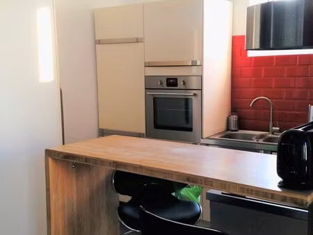 location t2 meublé 44m² proximité métro baille