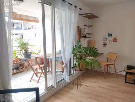 appartement 2 pièces meublé centre ville / entrée ouest