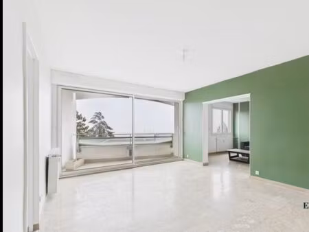 appartement 84m2 + garage