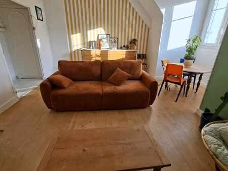 grand t2 meublé 65 m² · vieux tours · chauffage inclus