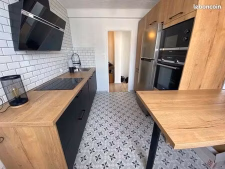 grand appartement proche des remparts