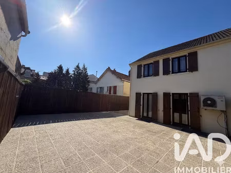 pavillon à aubervilliers (93300)