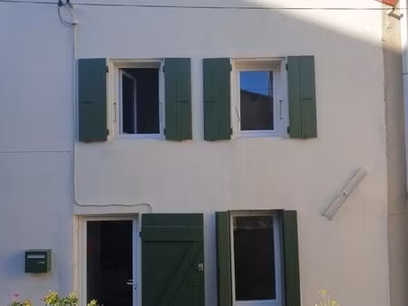 jolie maison de village dans les corbières maritimes