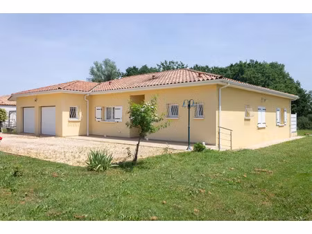 vente villa 4 pièces 159.83 m² à saint-etienne-de-fougères (47380)  296 000 €