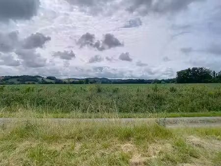 joli terrain viabilisé avec vue dégagée sur les collines