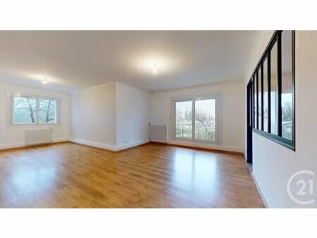 à louer appartement 98 8 m² – 1 304 € |nantes