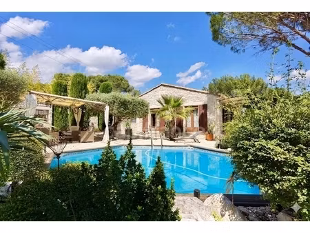 maison à vendre villa t6 de plain-pied avec piscine et grand terrain à 10mn d'uzès