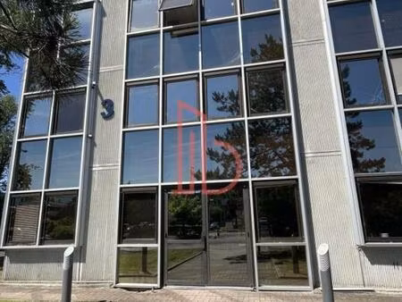 vente bureaux 139 m²