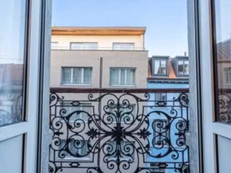 maison de maître unifamiliale avec jardin