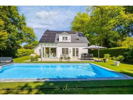 villa située au coeur du bois de rognac