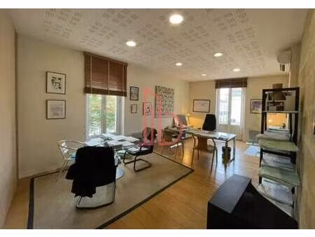 vente bureaux 146 m²