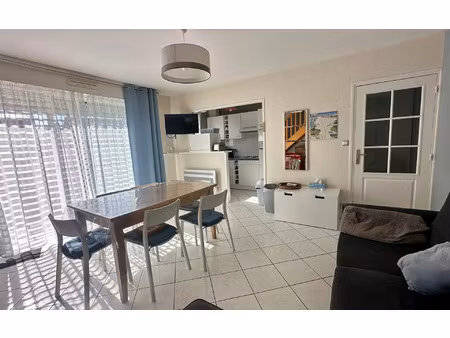 location appartement  55.07 m² t-3 à berck  790 €