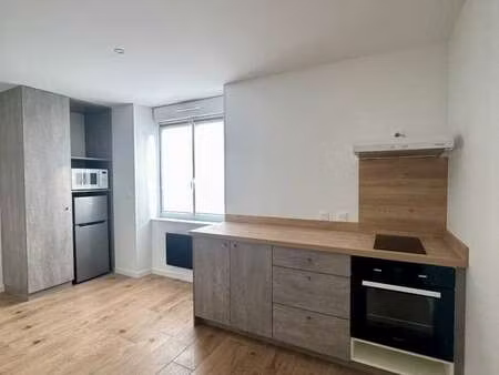 location appartement t1 meublé à lorient (56100) : à louer t1 meublé / 22m² lorient