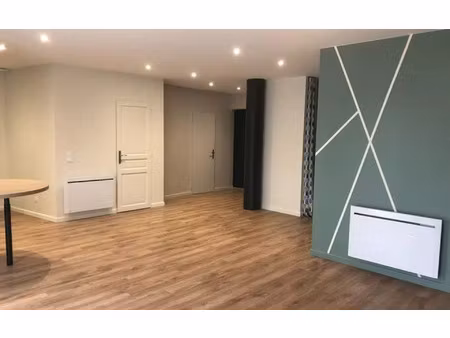location appartement  65.24 m² t-1 à rochefort  815 €