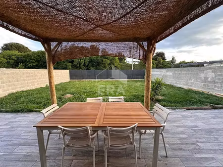 vente maison 4 pièces 93 m² à ferrieres (17170)  299 000 €
