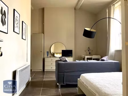 appartement à louer 1 pièce 31.6 m² - nîmes (30) - 520€
