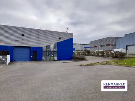 location local commercial