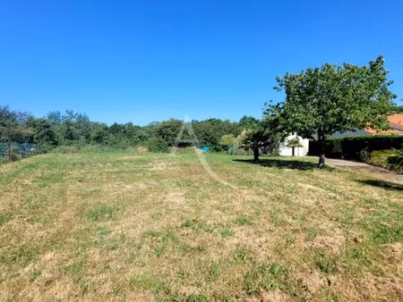 en vente terrain non constructible 824 m² – 71 500 € |saint-avaugourd-des-landes