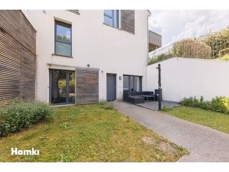 superbe t2 avec jardin privatif et terrasse sans vis-à-vis – secteur recherché la glacière