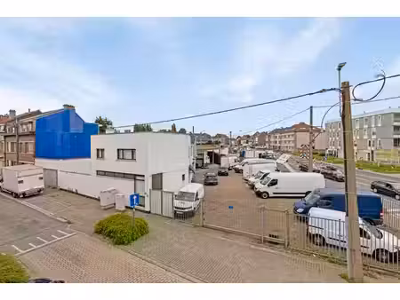 commercieel te koop in sint-pieters-leeuw
