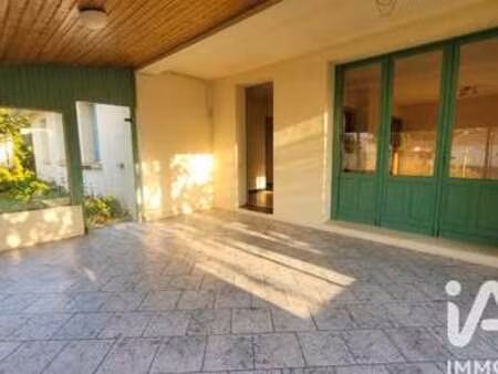 vente maison aux églisottes-et-chalaures (33230) : à vendre / 124m² les églisottes-et-chal